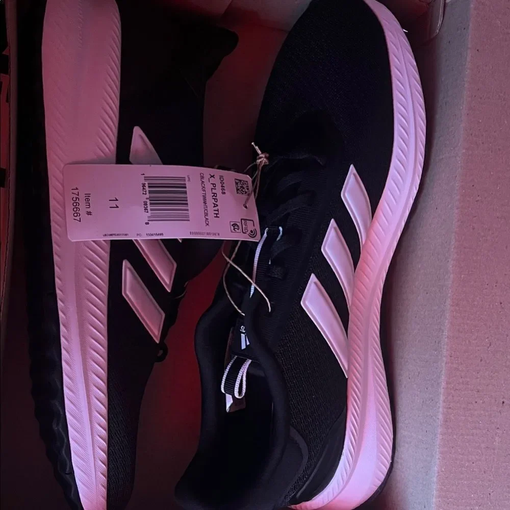 Adidas Men’s Black and White Sneakers
